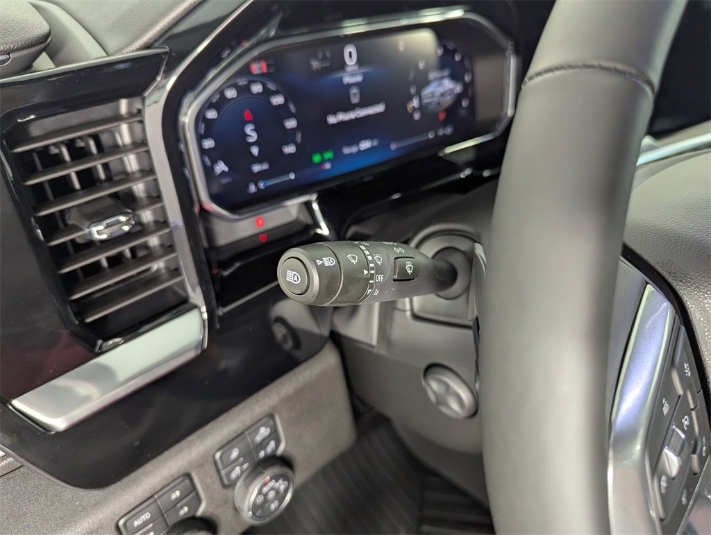 Used 2026 Chevrolet Silverado 1500 LTZ image 18