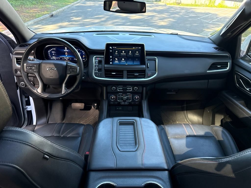 Used 2022 Chevrolet Tahoe RST w/ Luxury Package RWD image 15