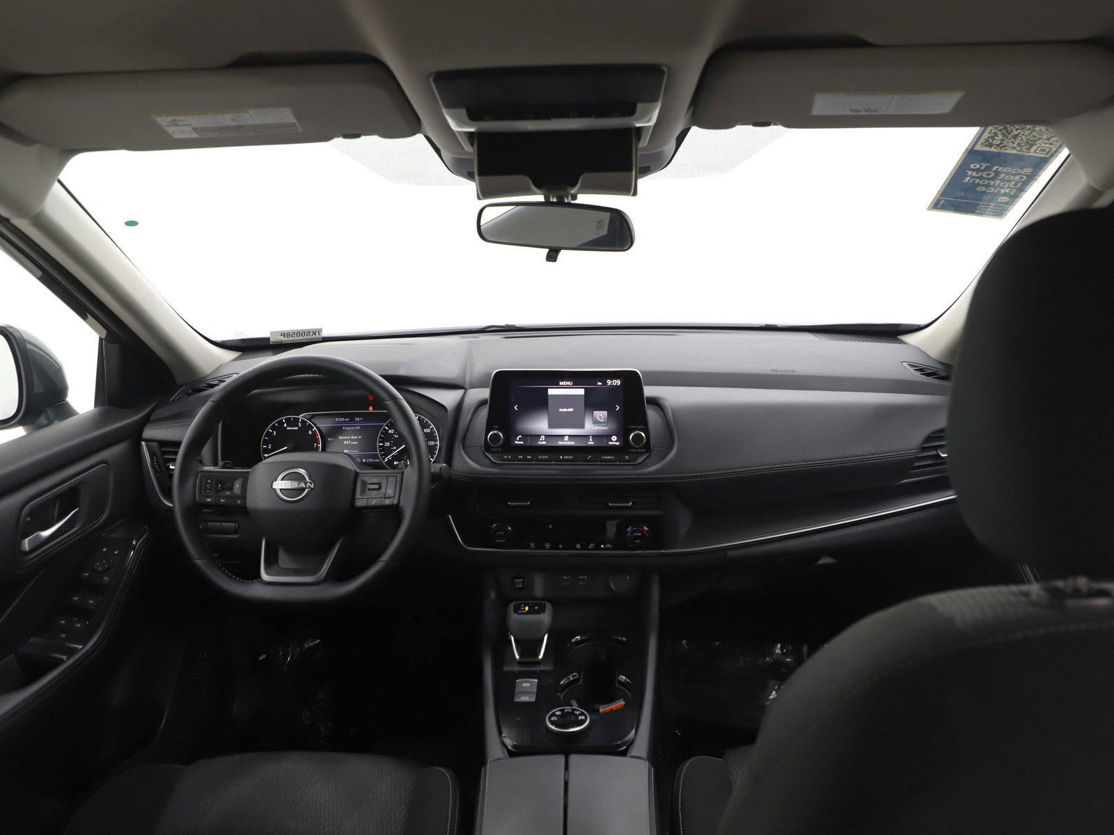 Used 2025 Nissan Rogue SV image 13