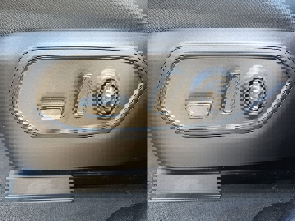 New 2026 Jeep Grand Cherokee Laredo X image 30