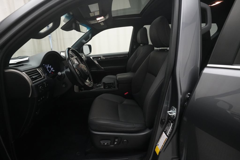 Used 2020 Lexus GX 460 Premium w/ Premium Package AWD/4WD image 7
