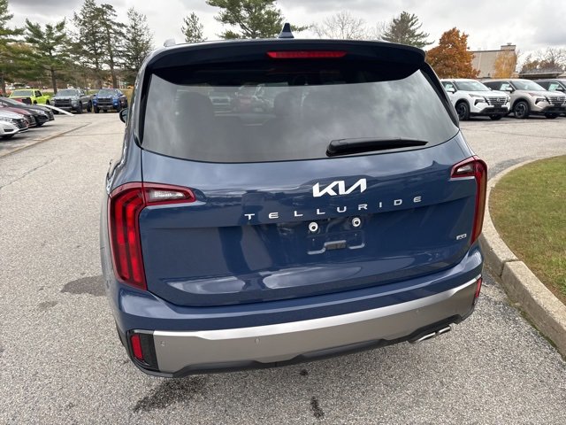 Used 2025 Kia Telluride S image 35