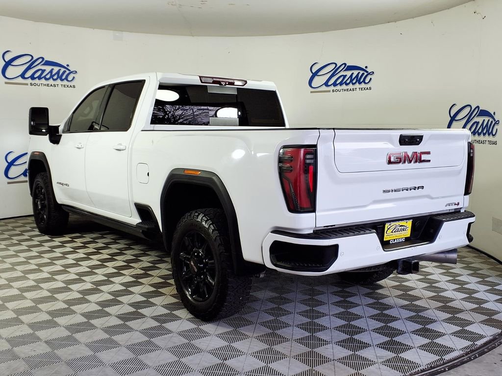 Used 2024 GMC Sierra 2500 AT4 w/ AT4 Premium Plus Package image 2