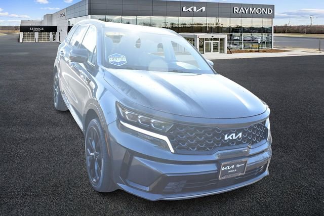 Certified 2023 Kia Sorento SX image 9