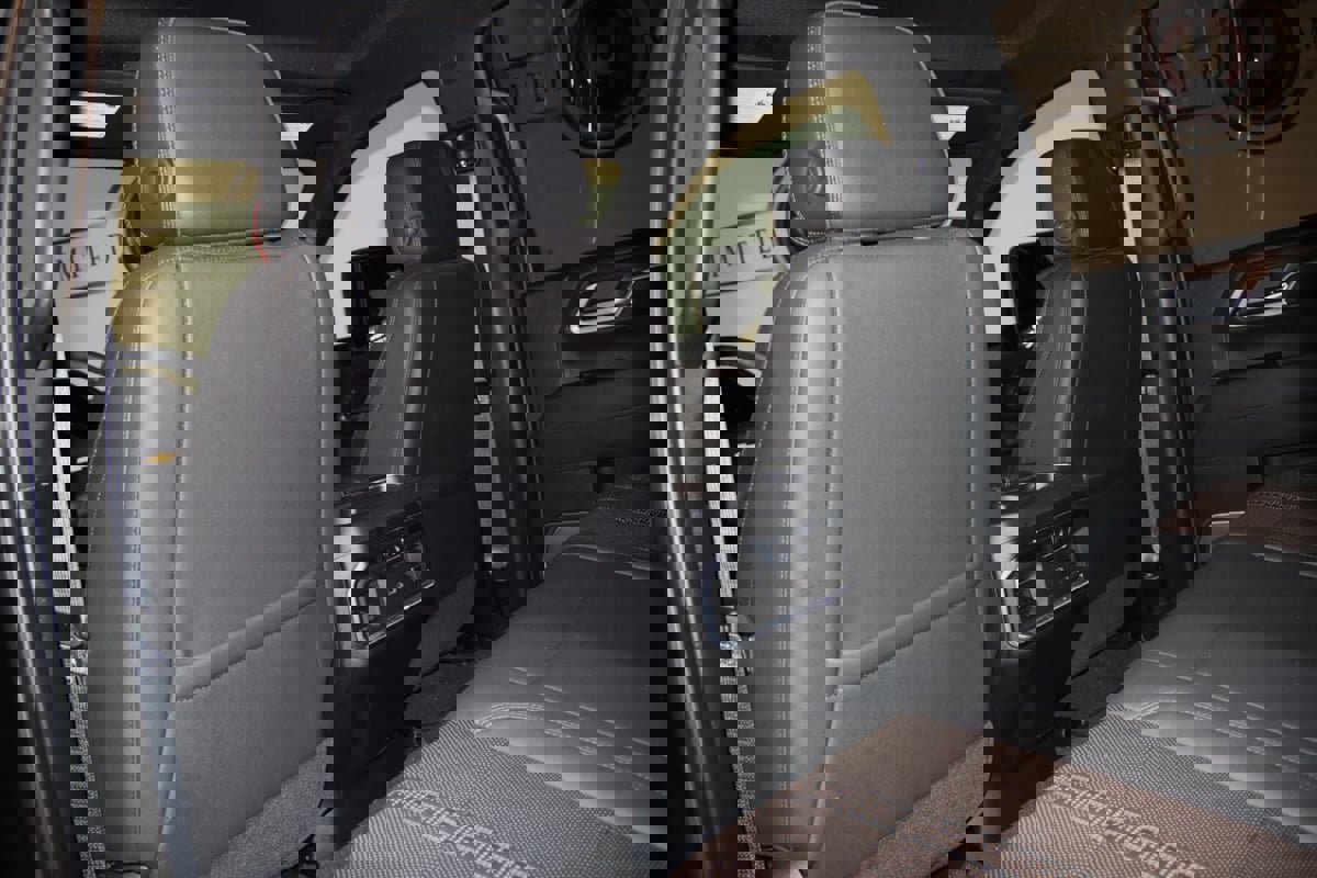 Used 2025 Chevrolet Silverado 2500 High Country w/ Technology Package image 62