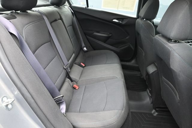 Used 2017 Chevrolet Cruze LT w/ Convenience Package FWD image 32