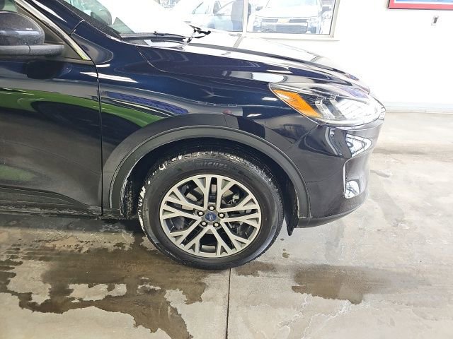 Used 2021 Ford Escape SEL image 4