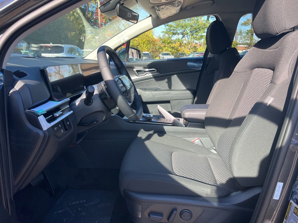 New 2026 Kia Sportage S image 8