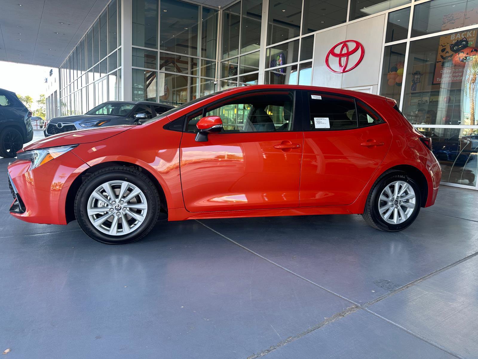 New 2026 Toyota Corolla SE FWD image 4