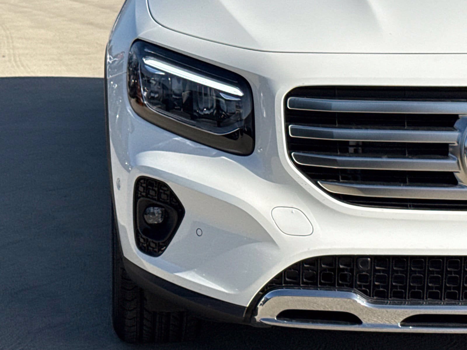 New 2026 Mercedes-Benz GLB 250 4MATIC image 5