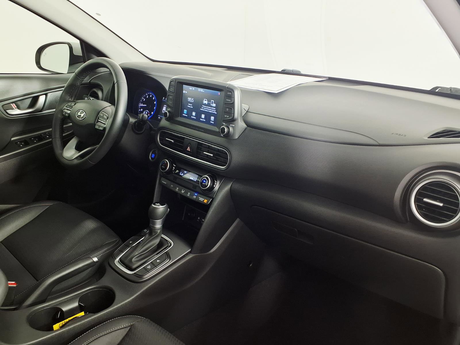 Used 2021 Hyundai Kona Limited w/ Cargo Package image 9