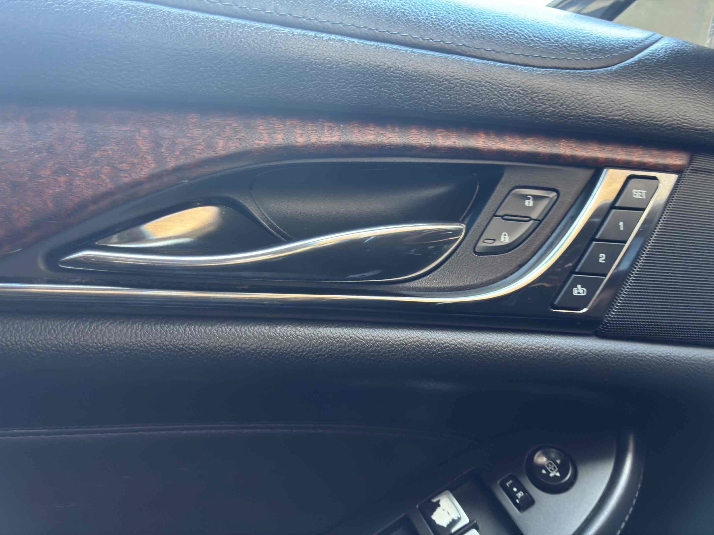 Used 2017 Cadillac CTS Luxury RWD image 34