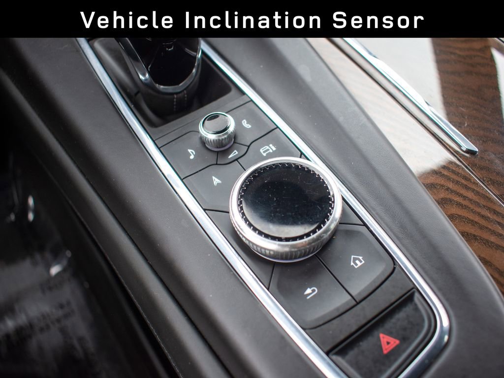 Used 2023 Cadillac Escalade Sport Platinum w/ LPO, ONYX Package image 31