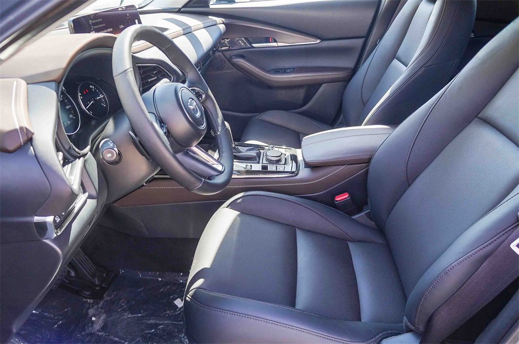 New 2025 MAZDA CX-30 2.5 Turbo w/ Premium Plus Pkg image 20