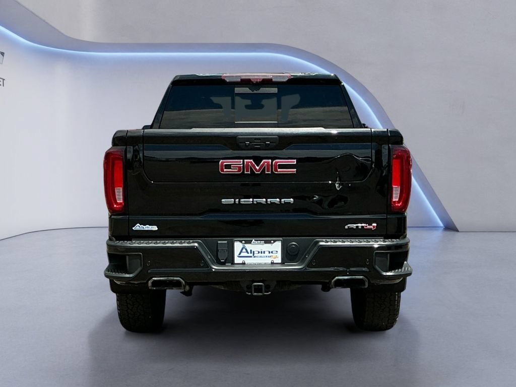 Used 2021 GMC Sierra 1500 AT4 w/ AT4 Value Package AWD/4WD image 4