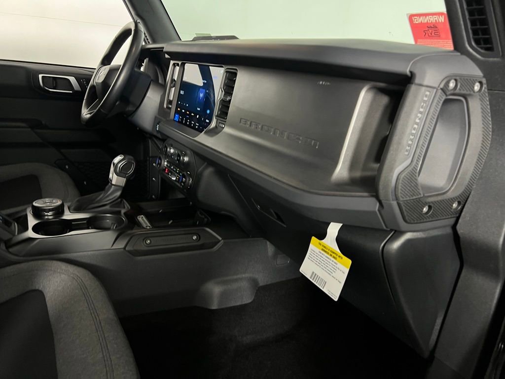 Used 2025 Ford Bronco Big Bend image 32