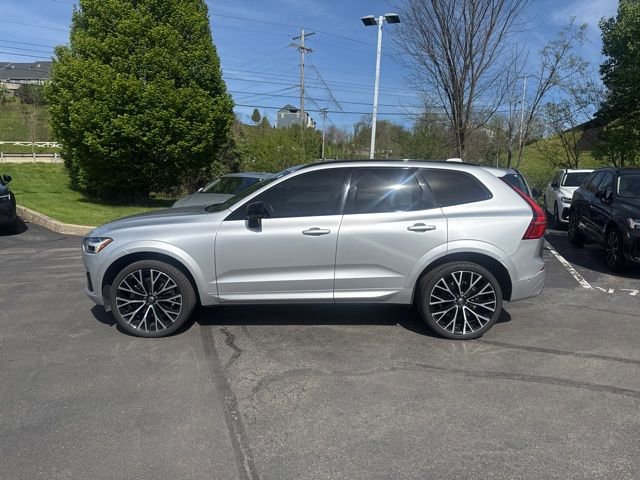 Used 2020 Volvo XC60 T6 R-Design AWD/4WD image 3