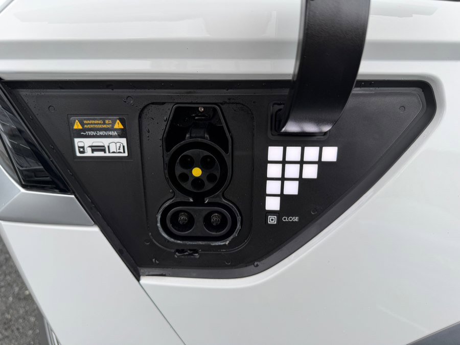 Used 2024 Hyundai Ioniq 5 Limited image 58