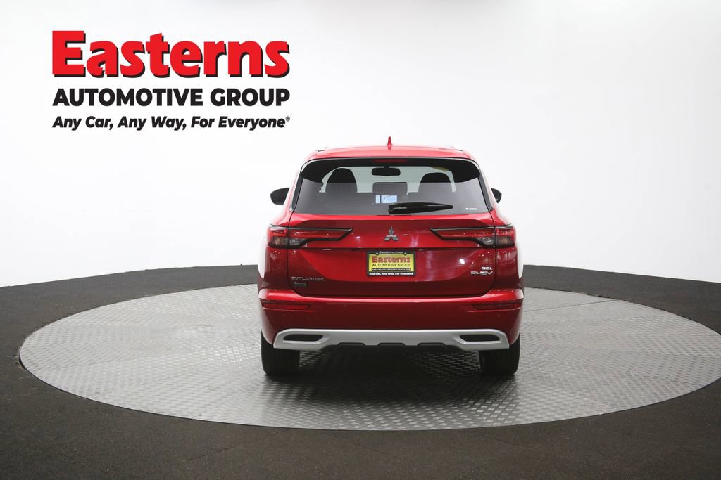 Used 2023 Mitsubishi Outlander SEL AWD/4WD image 39