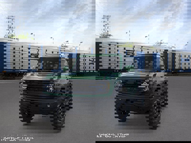 New 2025 Ford Bronco Outer Banks image 2