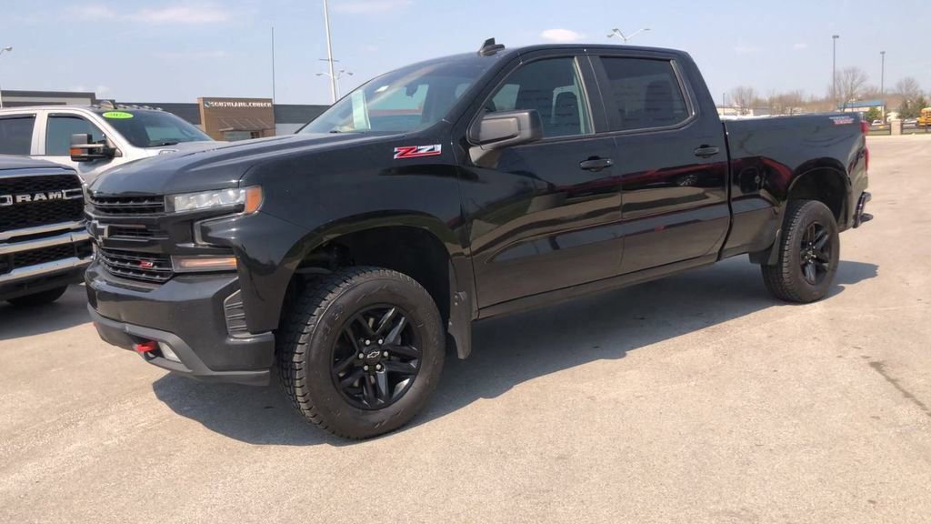 Used 2021 Chevrolet Silverado 1500 LT Trail Boss w/ Bed Protection Package AWD/4WD image 4