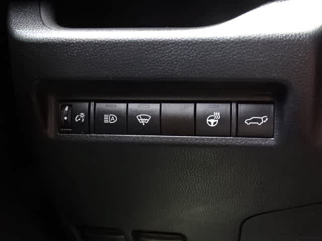 Certified 2022 Toyota RAV4 TRD Off-Road AWD/4WD image 38