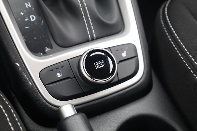 New 2026 Hyundai Venue SEL FWD image 21