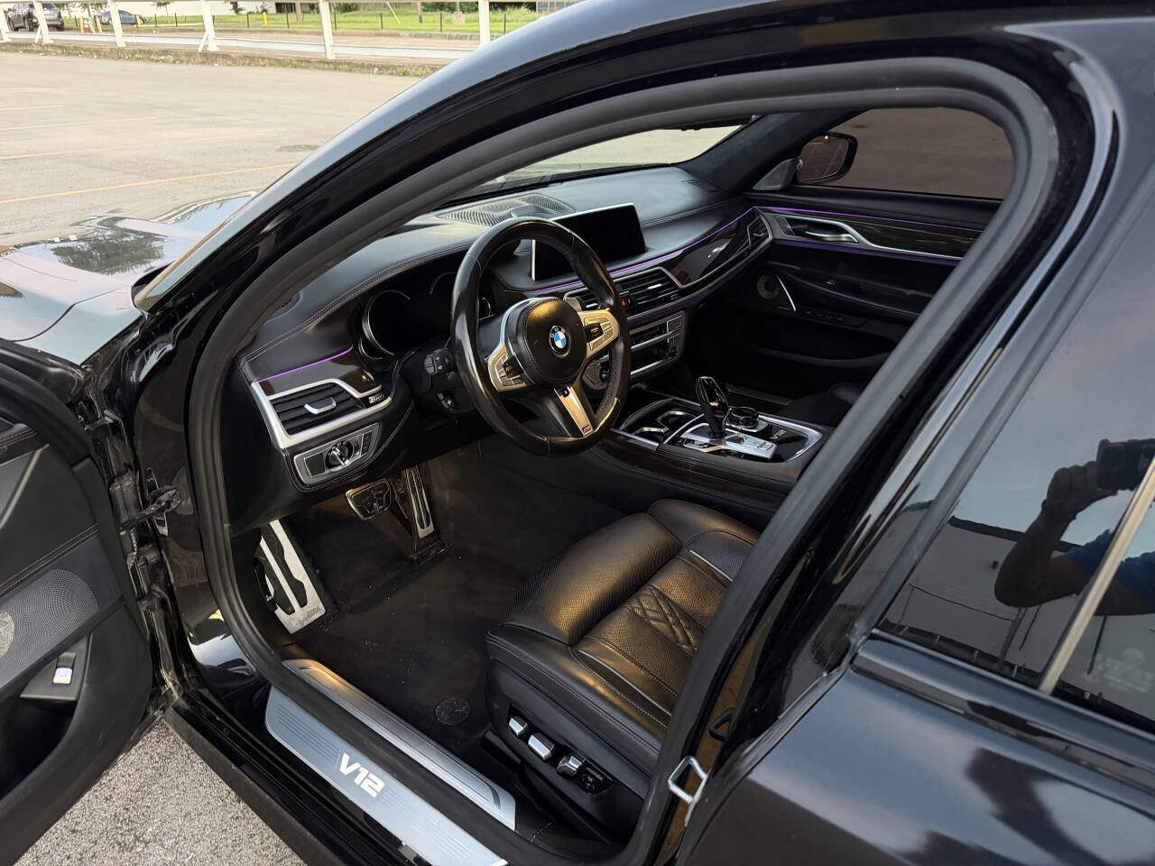 Used 2019 BMW M760i xDrive w/ Luxury Rear Seating Package AWD/4WD image 20