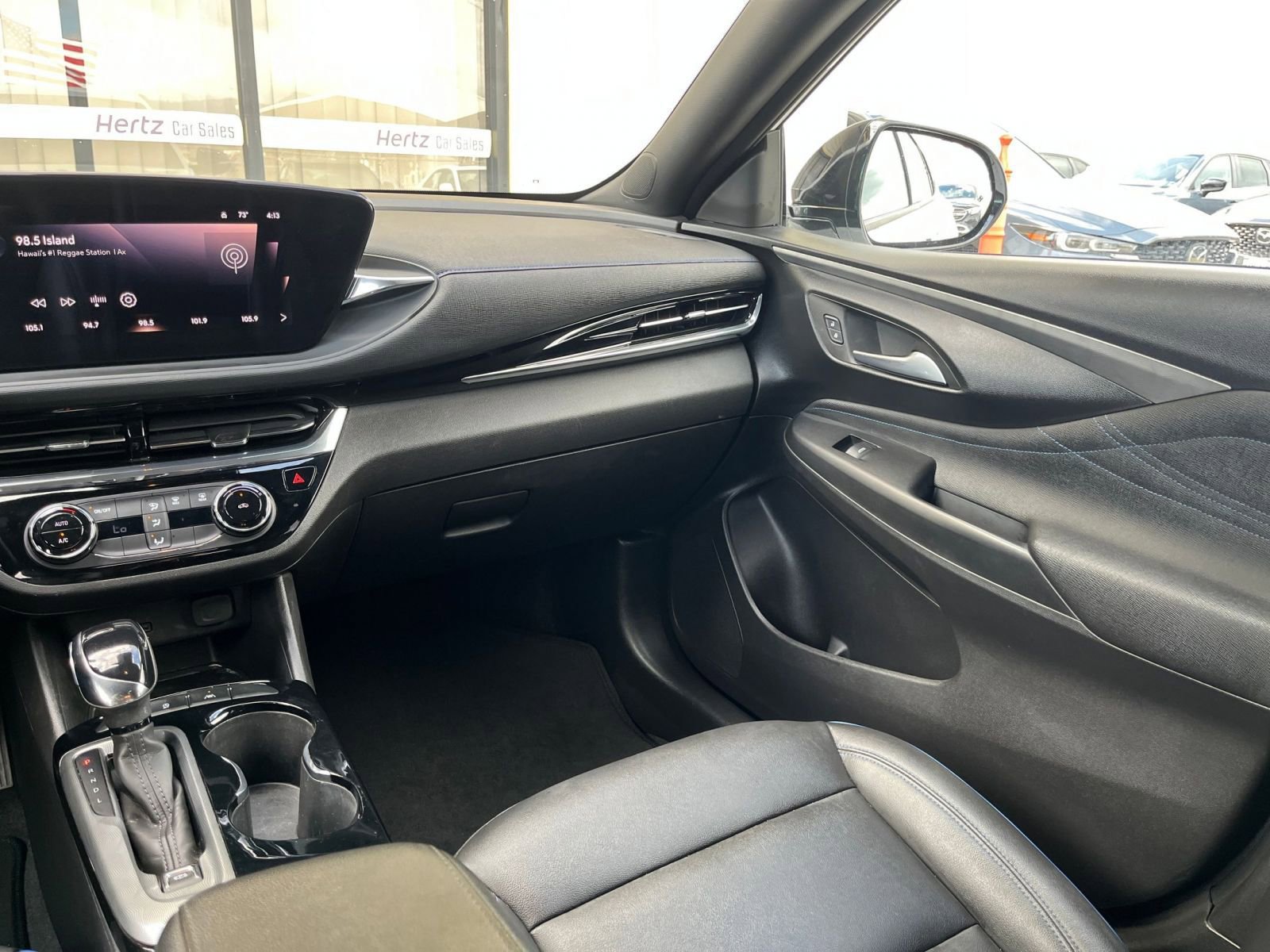 Used 2025 Buick Envista Sport Touring image 34