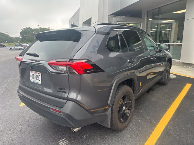 Used 2021 Toyota RAV4 XLE w/ Convenience Package AWD/4WD image 4