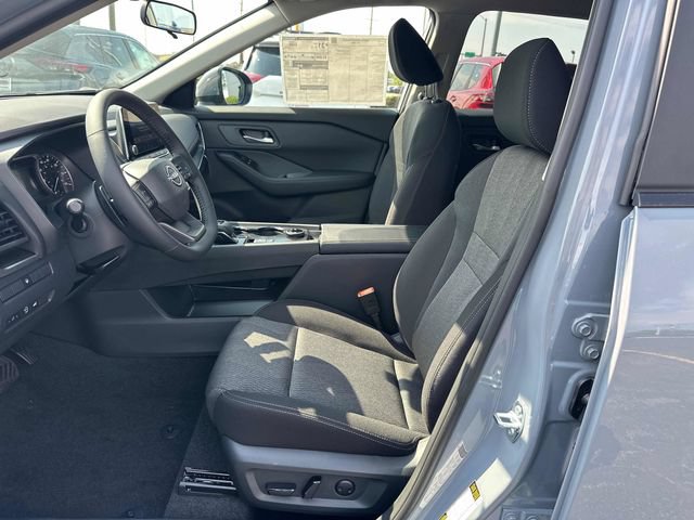 New 2026 Nissan Rogue SV AWD/4WD image 24