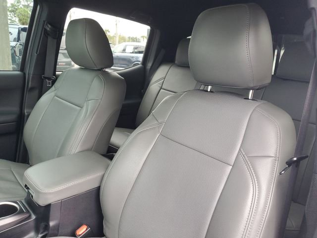 Used 2021 Toyota Tacoma TRD Sport image 16