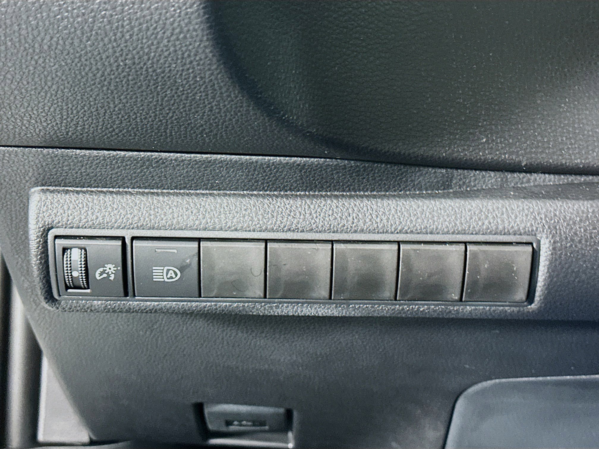 Used 2026 Toyota Corolla LE image 17