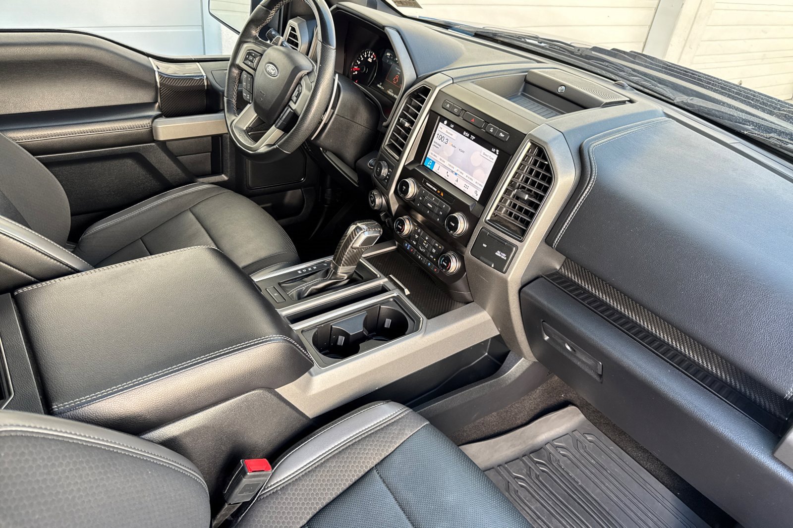 Used 2019 Ford F150 Raptor w/ Equipment Group 802A Luxury image 16