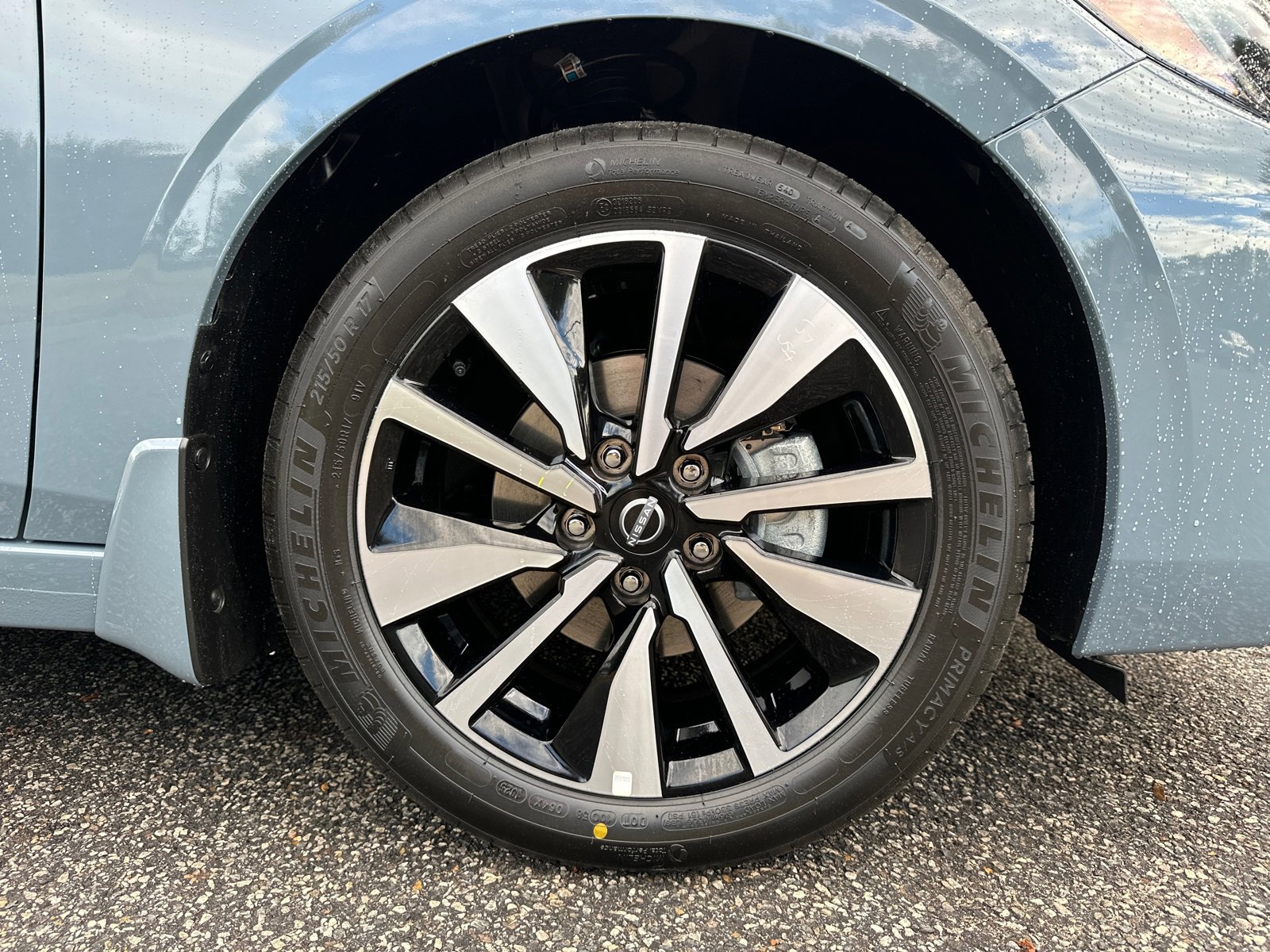 New 2025 Nissan Sentra SV w/ SV Premium Package image 12