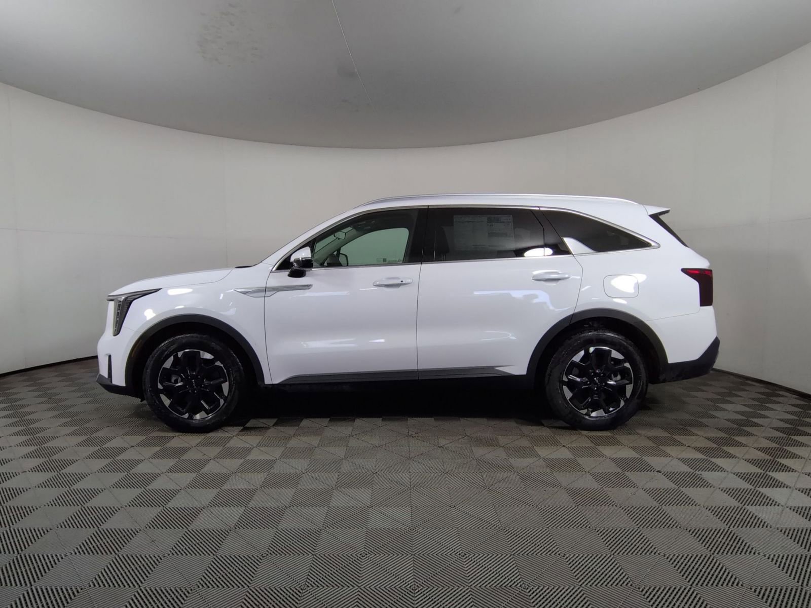New 2026 Kia Sorento S w/ S Panoramic Sunroof Package FWD image 31