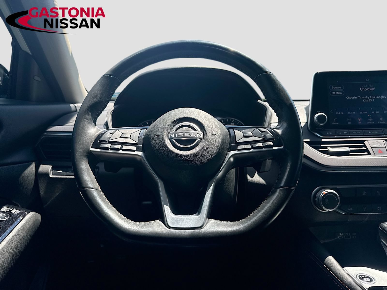 Used 2023 Nissan Altima 2.5 SR FWD image 29