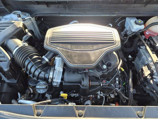 Used 2021 GMC Acadia SLT w/ Technology Package FWD image 21