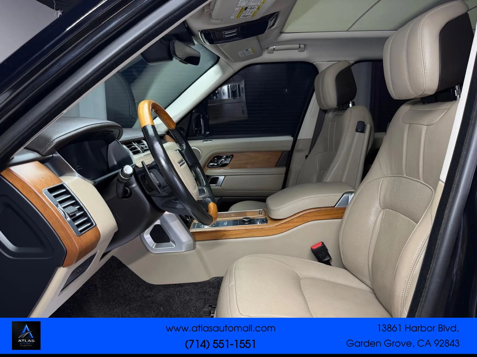 Used 2018 Land Rover Range Rover Supercharged AWD/4WD image 30