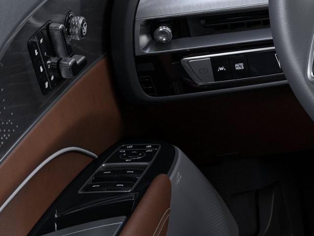 New 2027 Cadillac Lyriq Signature Luxury AWD/4WD image 22