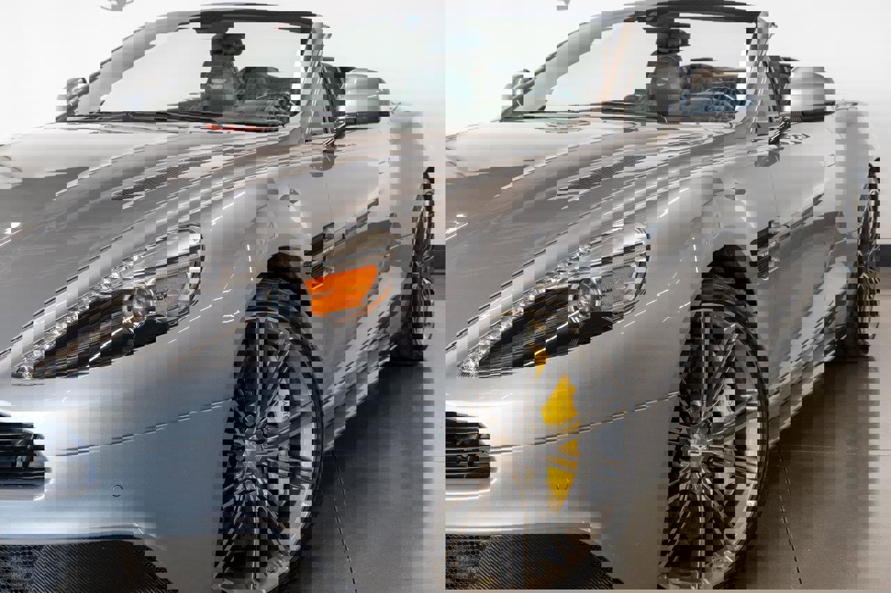 Used 2014 Aston Martin Vanquish Volante image 31