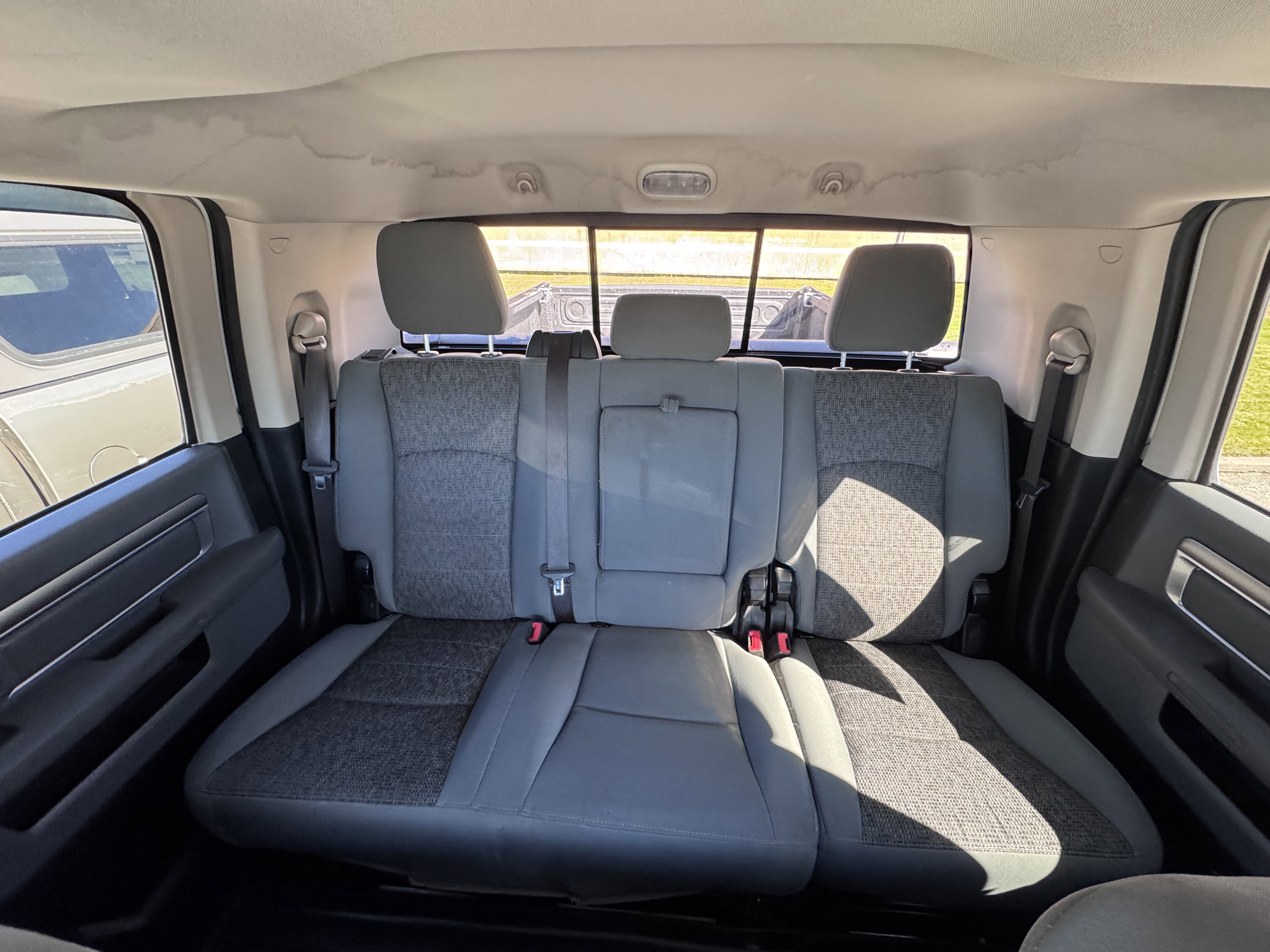 Used 2015 RAM 2500 SLT w/ Protection Group image 16