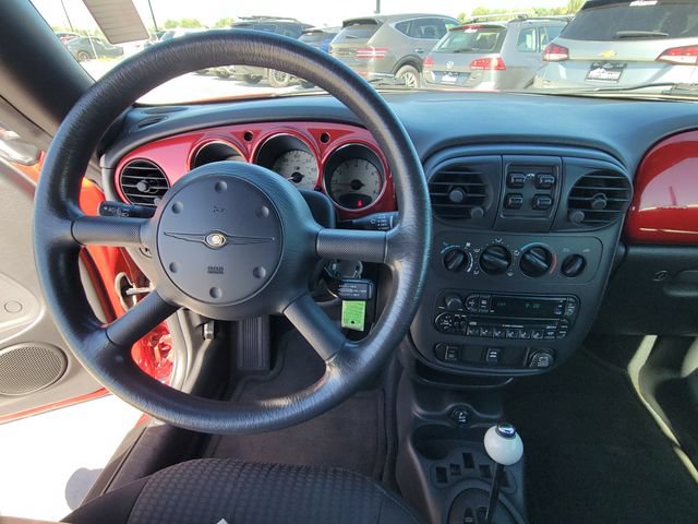 Used 2005 Chrysler PT Cruiser Touring FWD image 14