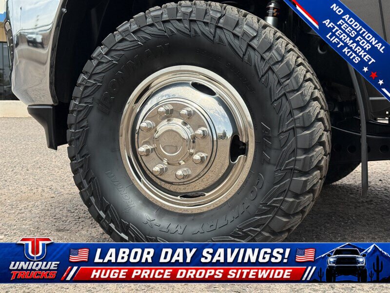 Used 2024 RAM 3500 Tradesman w/ Chrome Appearance Group AWD/4WD image 10