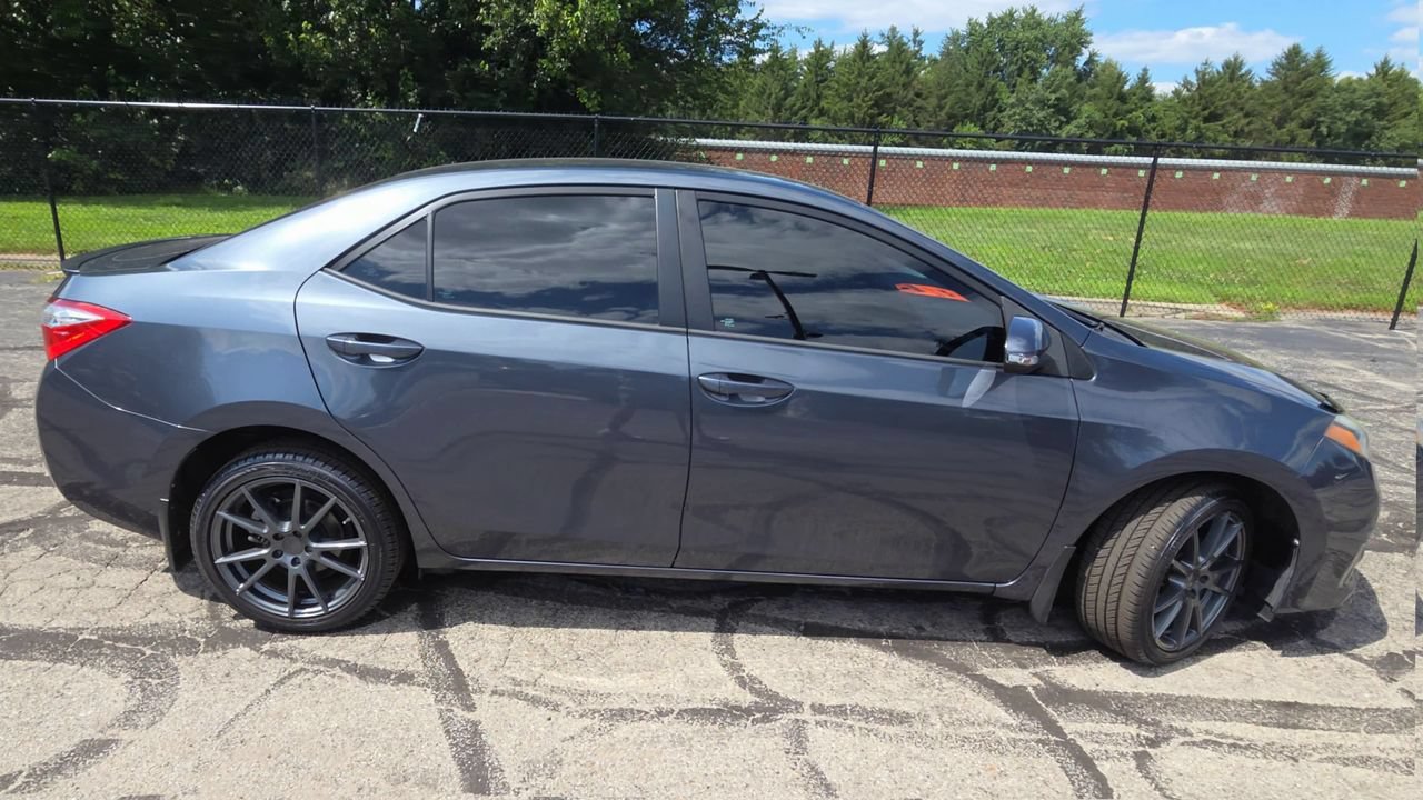 Used 2016 Toyota Corolla S FWD image 9