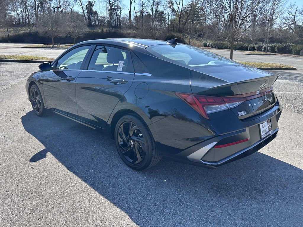 New 2026 Hyundai Elantra SEL Sport image 5