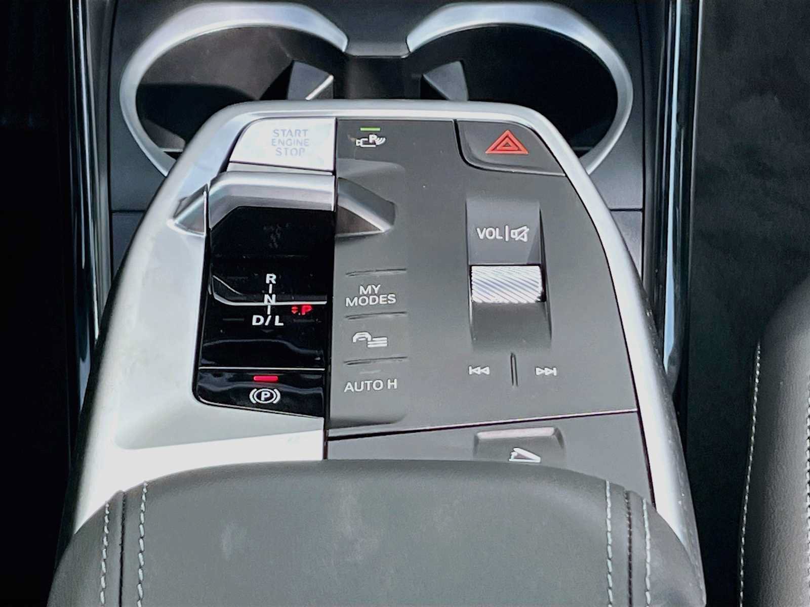 New 2027 BMW X1 xDrive28i AWD/4WD image 10
