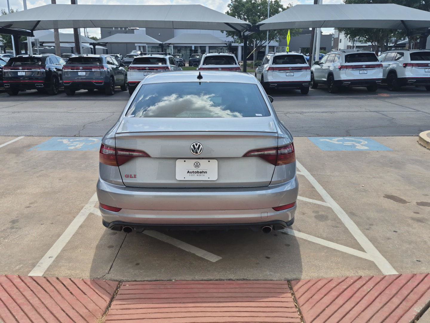 Used 2019 Volkswagen Jetta GLI FWD image 6