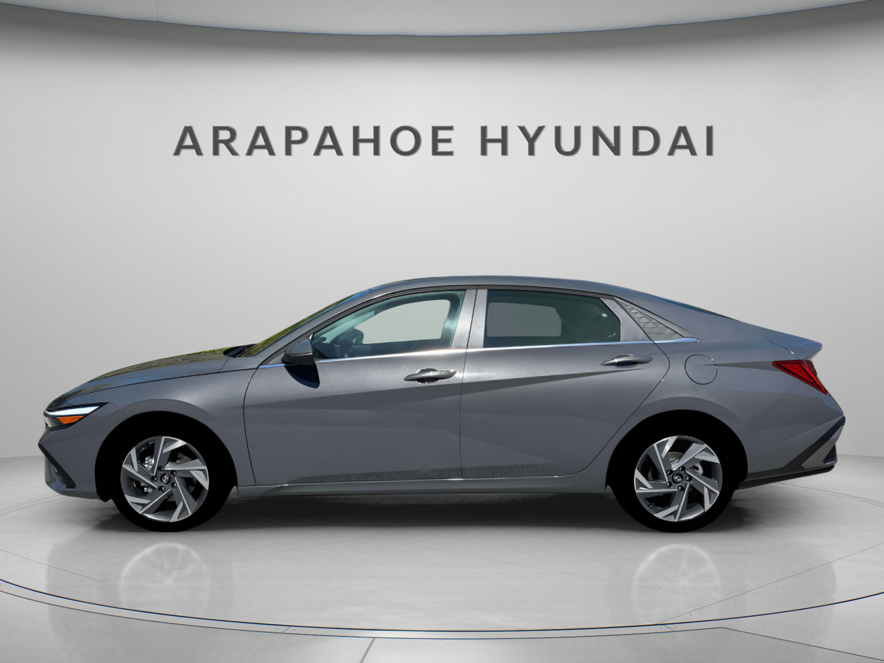 New 2026 Hyundai Elantra Limited FWD image 2