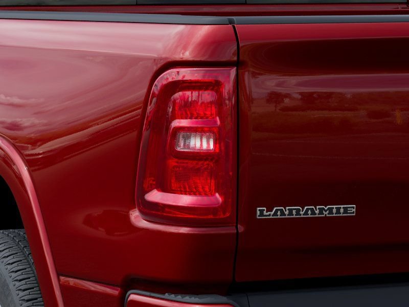 New 2026 RAM 1500 Laramie AWD/4WD image 10